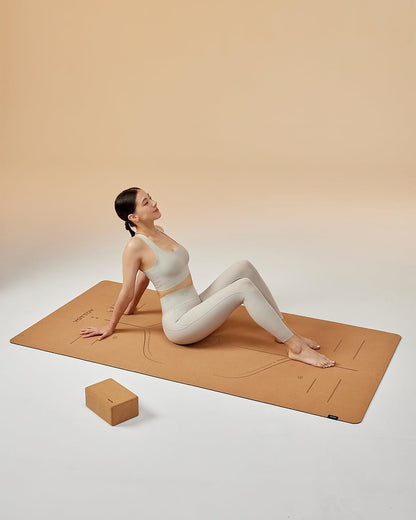 Yoga Mat,Non-Slip Hot Yoga Mat with Anti-Tear Design and Friendly Natural Rubber Mat with Strap and Bag