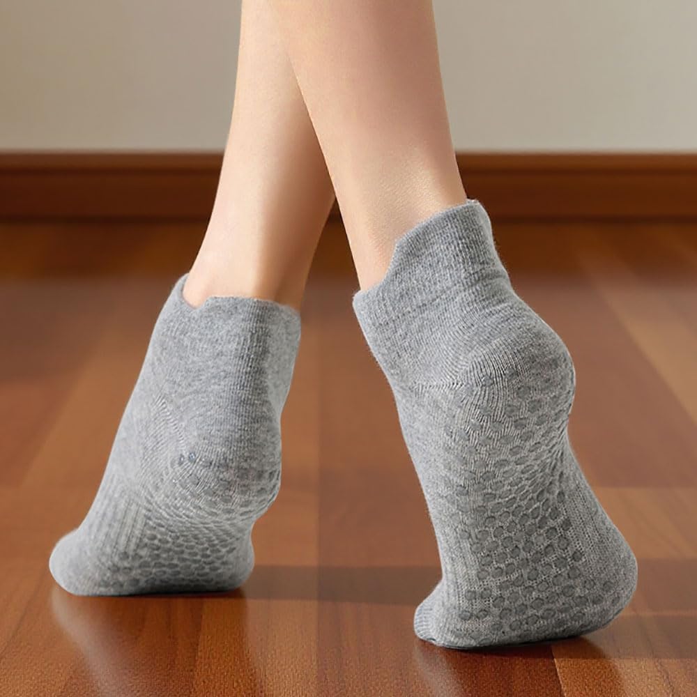 5 Pairs Pilates Socks with Grips for Women Non Slip Grip Yoga Crew Socks for Barre Hospital Barefoot