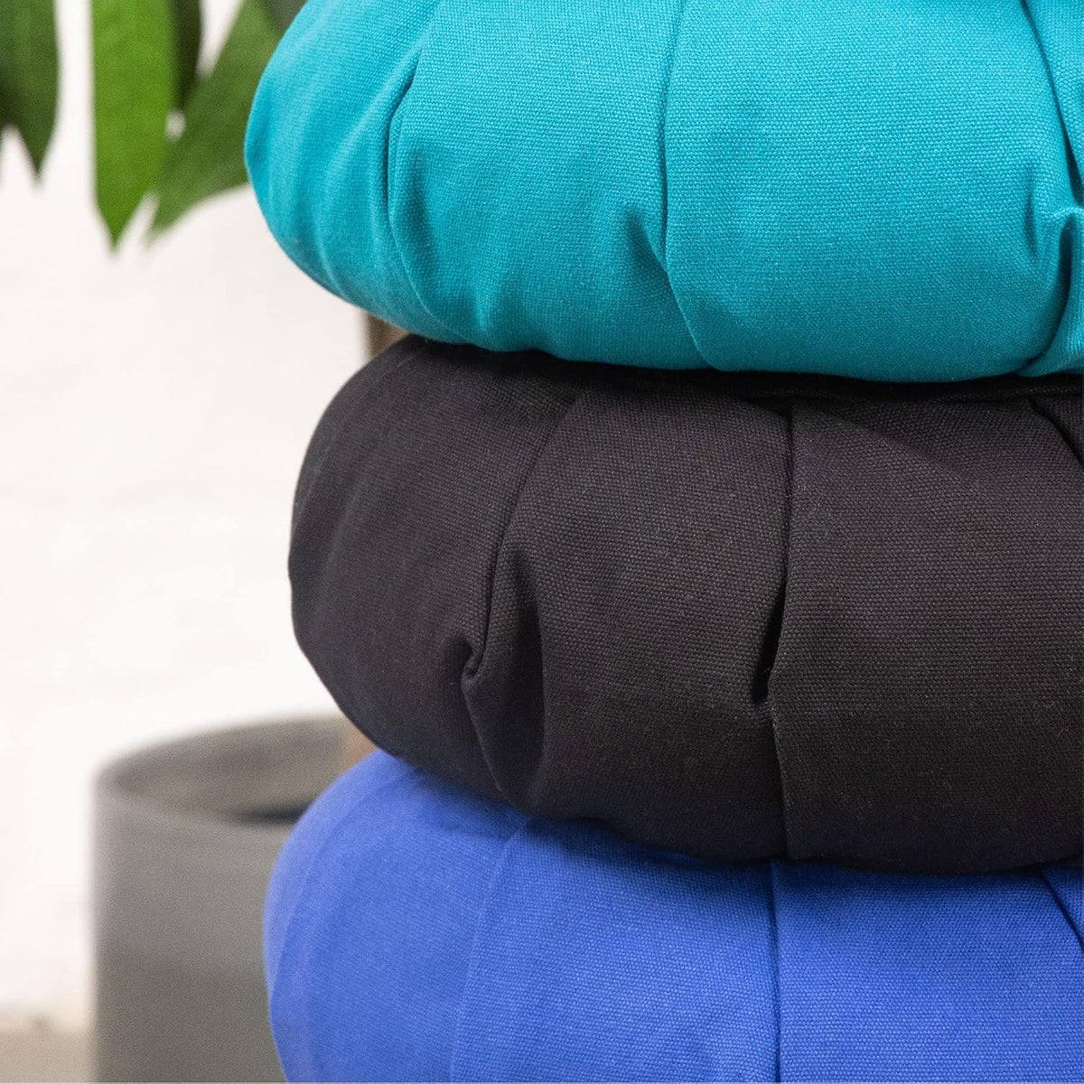 Zafu Yoga Meditation Cushion with Washable Cover - Floor Cushion Pillow with Natural Buckwheat Filling - Soft Round Cotton Design for Meditating or Pranayama Exercises