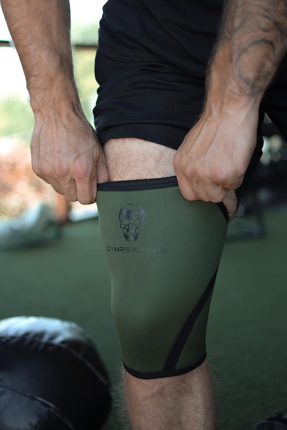 Knee Sleeves (1 Pair) with Gym Bag - IPF Approved - Support Compression Brace for Squats, Fitness, Weightlifting, Cross Training, Powerlifting - 7MM Neoprene Sleeves - For Men & Women (Black/Black, Large)