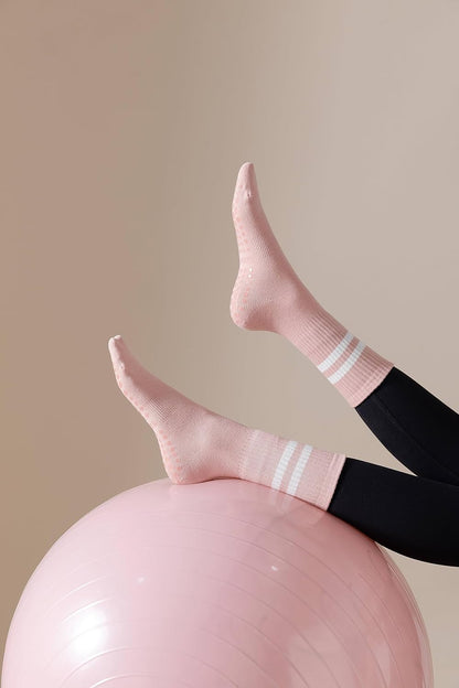 Non Slip Yoga Grip Pilates Socks for Women and Men Anti Slipper Grippy Socks for Ballet, Hospital, Dance