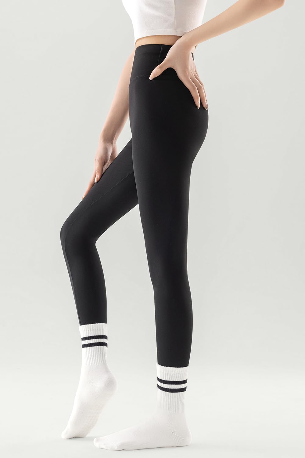 Non Slip Yoga Grip Pilates Socks for Women and Men Anti Slipper Grippy Socks for Ballet, Hospital, Dance