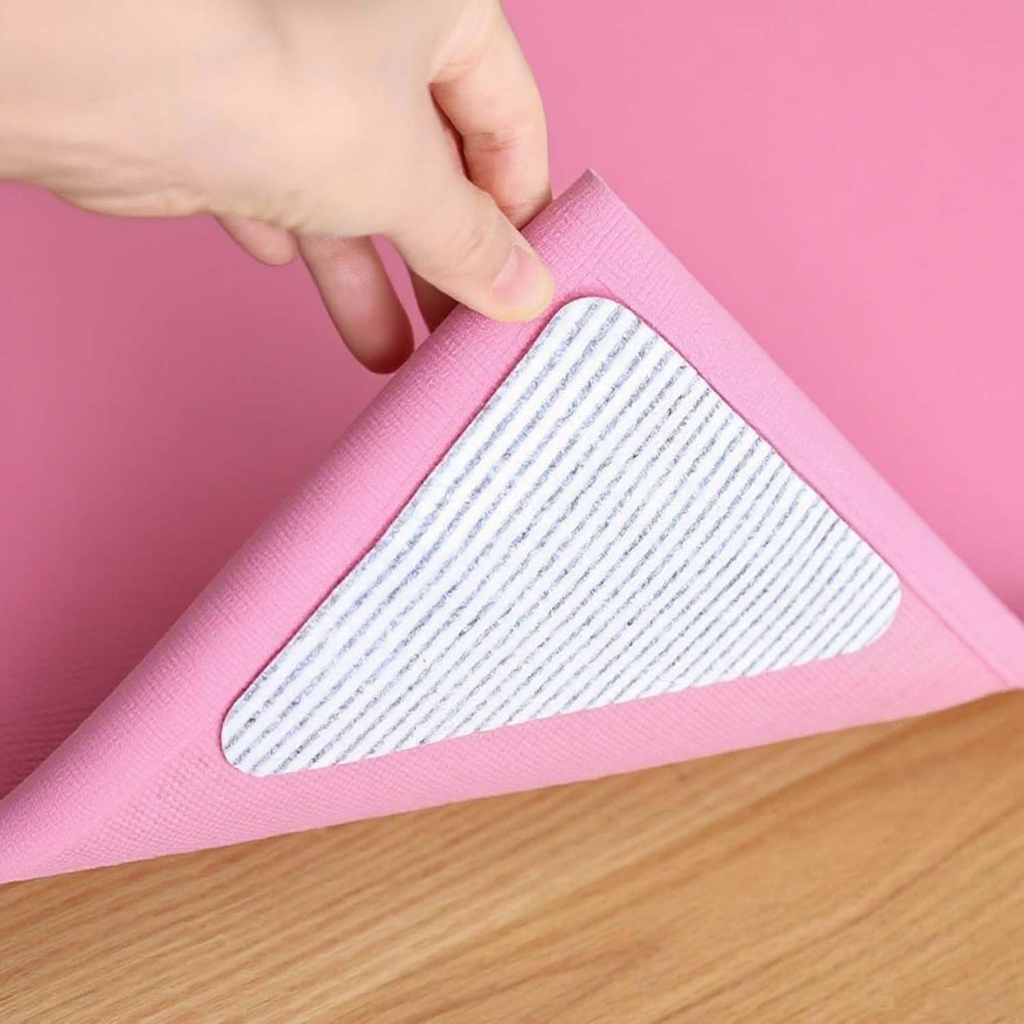 Rug Pads Gripper, Anti Slip Carpet Grippers for Vinyl Floors, Area Rug Pad Grippers Extra Sticky on Tile, Non-Slip Rug Pads Stopper for Hardwood Floor Rug Tape Stickers 12x12cm 4 Pieces