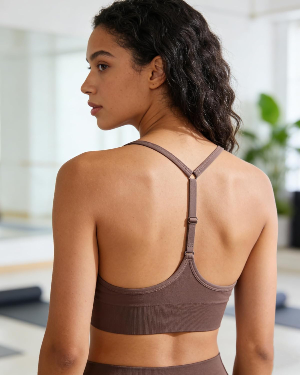Women's Sports Bras Deep V Neck Adjustable Y Back Spaghetti Strap Racerback Padded Wireless Yoga Workout Tops