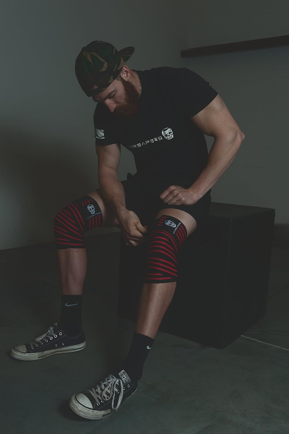 Knee Wraps for Squats and Powerlifting 72 Inch Compression Wraps with Strap for Men & Women Weightlifting Support