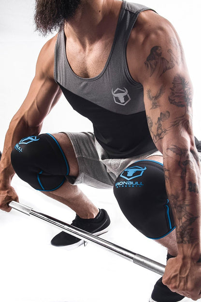 Knee Sleeves 7mm (1 Pair) - Compression Brace & Knee Sleeve For Weightlifting, Powerlifting & Cross Training - Knee Support for Squats - Men & Women