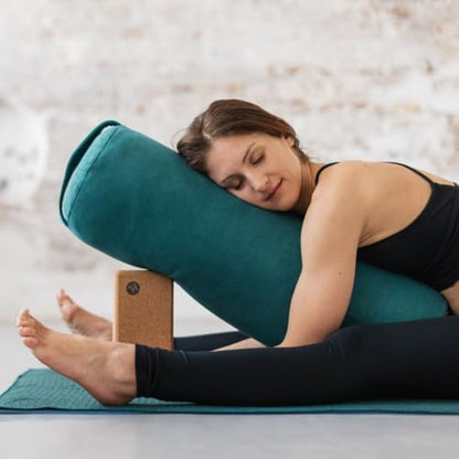 Yoga Block - Fine-Grain Block, Yoga Equipment, Home Gym Accessory, Pilates Tool, Lightweight for Travel, Extra Firm Workout Accessory with Comfortable Edges