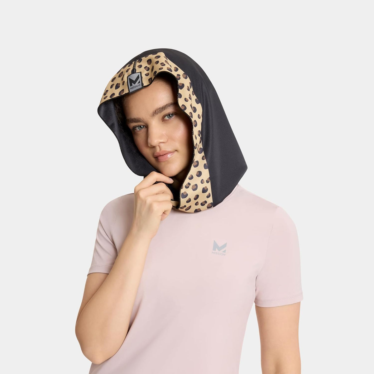 Cooling Hoodie Towel, Evaporative Cool Technology, Cools Instantly When Wet, UPF 50 Sun Protection, Contours Your Head to Stay in Place, Great for Sports, Fitness, Gym