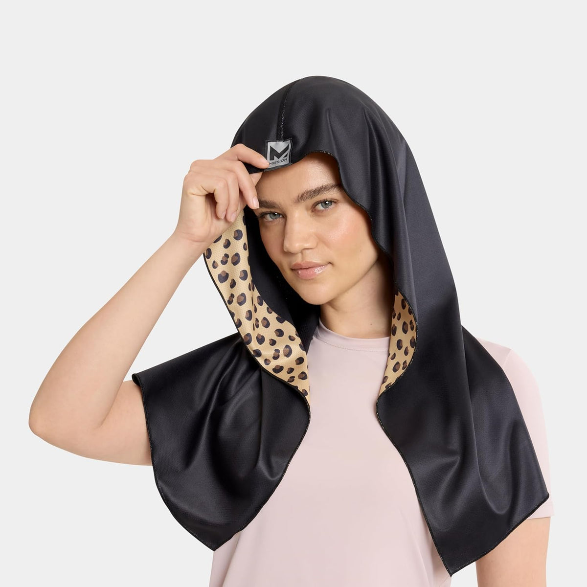 Cooling Hoodie Towel, Evaporative Cool Technology, Cools Instantly When Wet, UPF 50 Sun Protection, Contours Your Head to Stay in Place, Great for Sports, Fitness, Gym