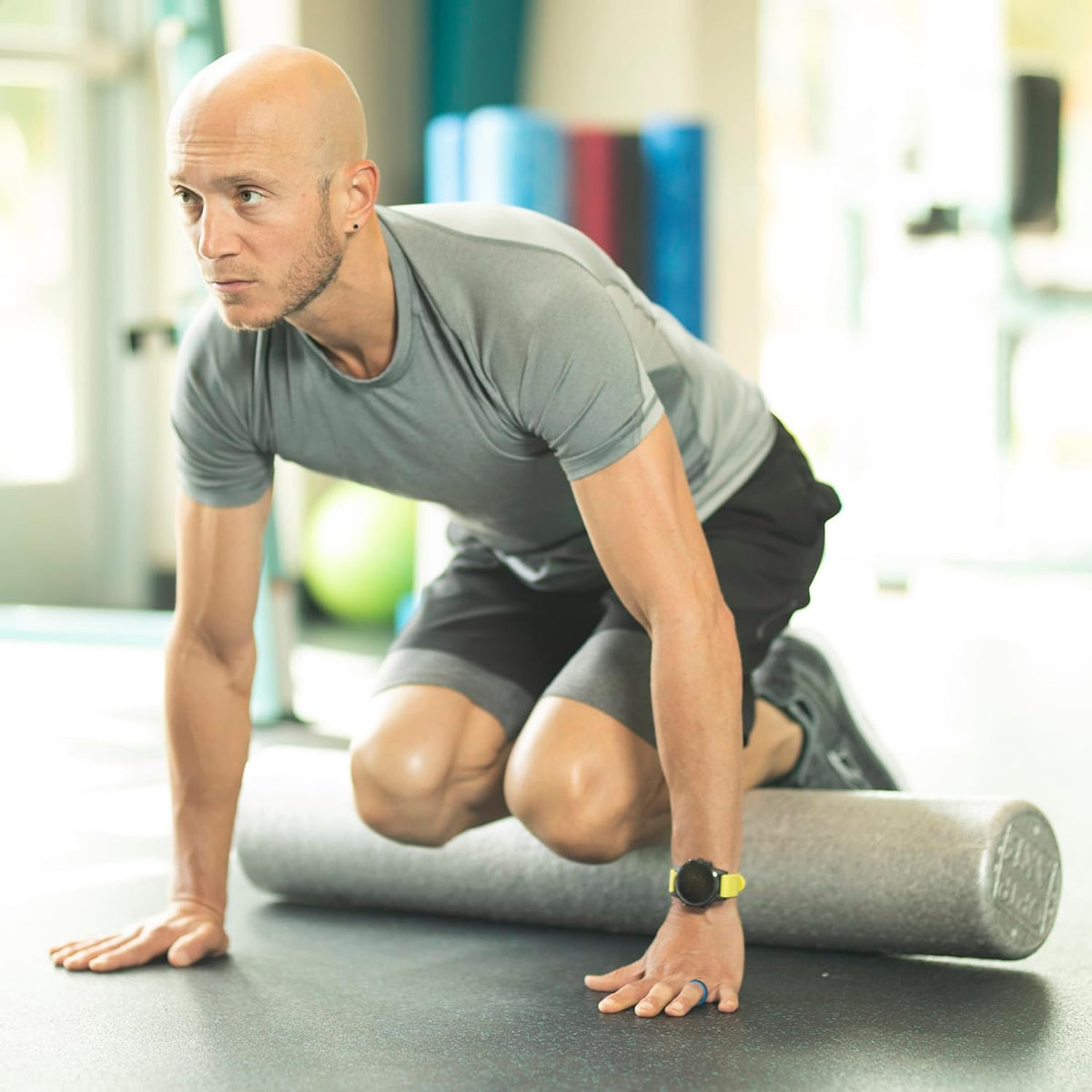 Silver AXIS Foam Roller - Moderate Density, Eco-Friendly, Durable Foam Roller for Physical Therapy and Exercise, Deep Tissue Muscle Relief, and Workout Recovery (36-Inch Round)