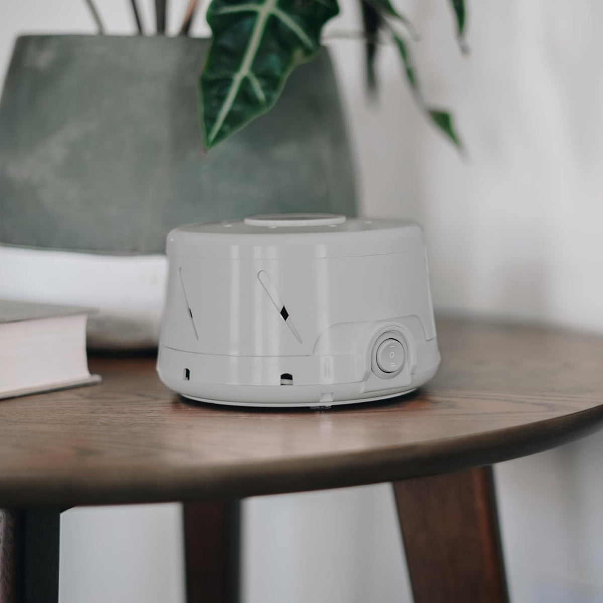 Dohm Classic (White) The Original White Noise Sound Machine, Soothing Natural Sounds from a Real Fan, Sleep Therapy for Adults & Baby, Noise Cancelling for Office Privacy & Meditation
