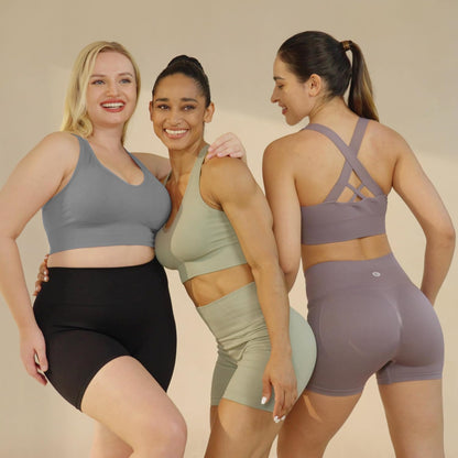 Evercute Sports Bras for Women Padded Medium Support Criss Cross Strappy Bra Seamless High Impact Yoga Exercise Athletic Bras
