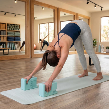 ® Hand-Shaped Ergonomic Yoga Blocks for Optimal Wrist Support During Yoga, Pilates, Pushups, Planks, and Handstands - Patented Non Slip Blocks for Enhanced Stability and Comfort.