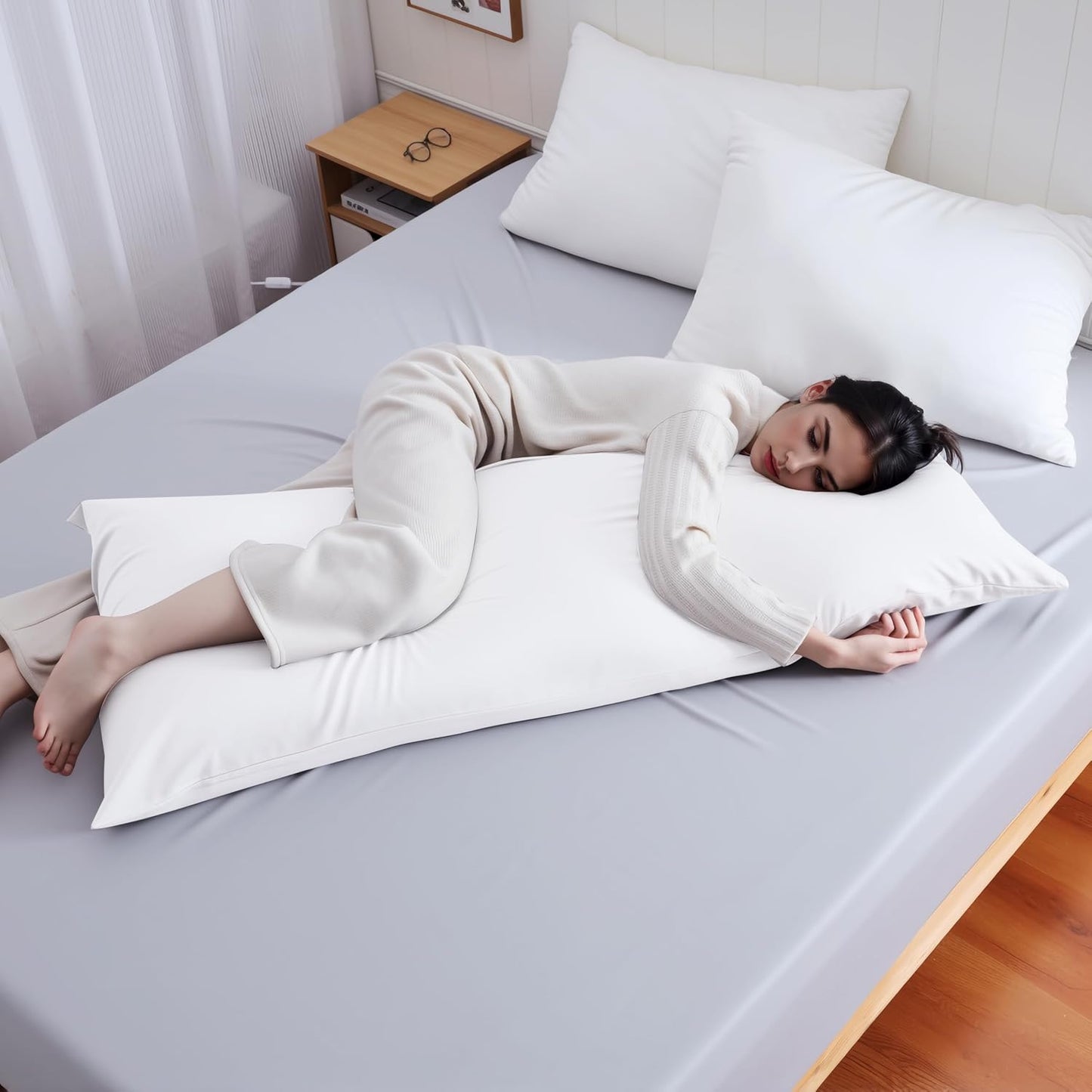 4 Pack Cooling Pillow Cases,Viscose Derived from Bamboo Pillow Protectors Queen Size Set of 4, 400 Thread Count Soft Silky Breathable Summer Pillow Cover with Zipper Hidden (4PCS, Queen,White)