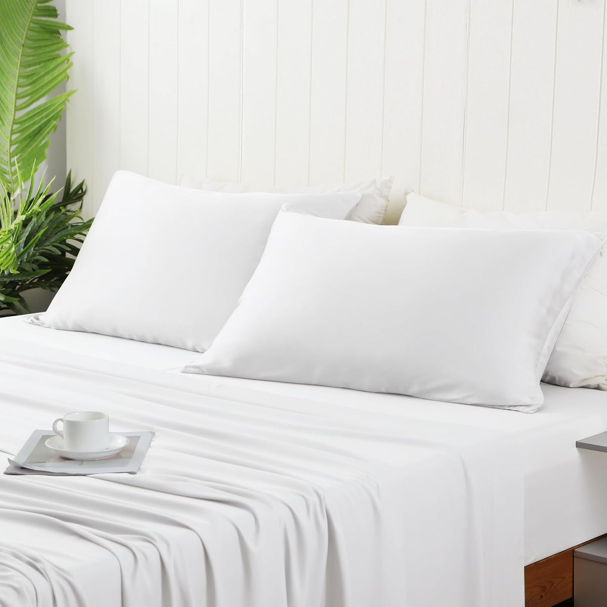 4 Pack Cooling Pillow Cases,Viscose Derived from Bamboo Pillow Protectors Queen Size Set of 4, 400 Thread Count Soft Silky Breathable Summer Pillow Cover with Zipper Hidden (4PCS, Queen,White)