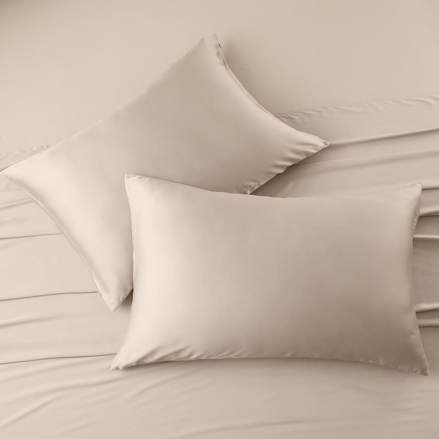 4 Pack Cooling Pillow Cases,Viscose Derived from Bamboo Pillow Protectors Queen Size Set of 4, 400 Thread Count Soft Silky Breathable Summer Pillow Cover with Zipper Hidden (4PCS, Queen,White)
