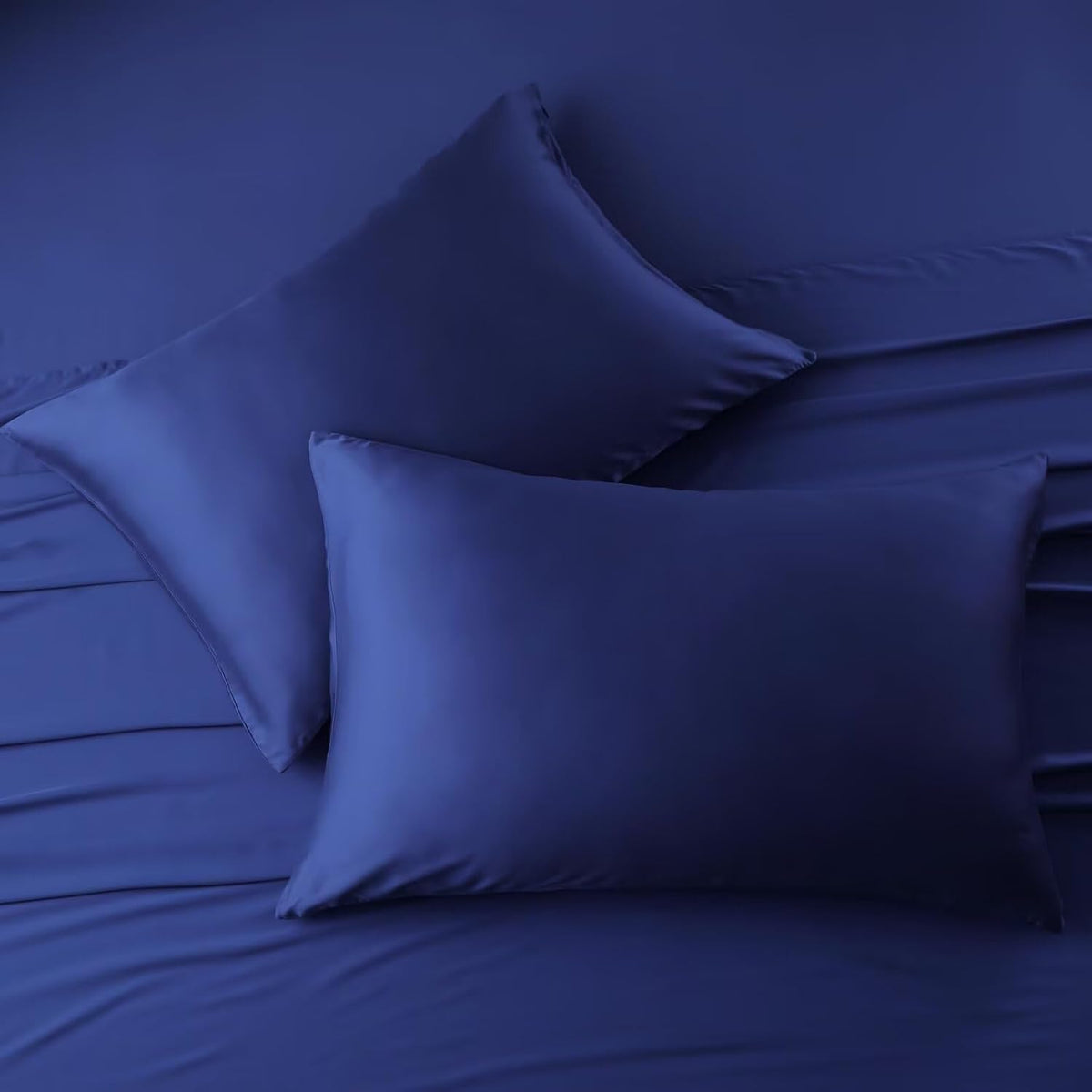 4 Pack Cooling Pillow Cases,Viscose Derived from Bamboo Pillow Protectors Queen Size Set of 4, 400 Thread Count Soft Silky Breathable Summer Pillow Cover with Zipper Hidden (4PCS, Queen,White)