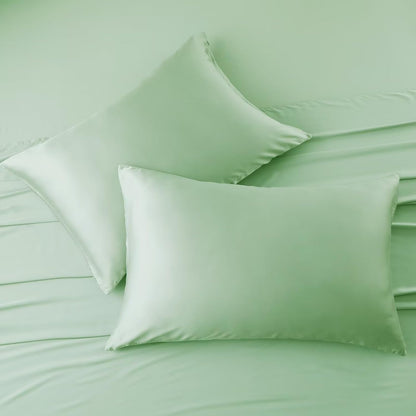 4 Pack Cooling Pillow Cases,Viscose Derived from Bamboo Pillow Protectors Queen Size Set of 4, 400 Thread Count Soft Silky Breathable Summer Pillow Cover with Zipper Hidden (4PCS, Queen,White)