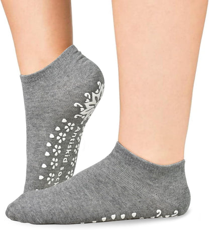 Yoga Grips Non Slip Socks 3 Pairs Pilates Anti Skid Grippers Grippy Ballet Barre Socks for Women