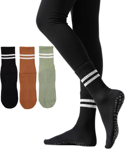 Womens Pilates Socks with Grips Non Slip Yoga Socks Barre Gym Athletic Grippy Socks for Women