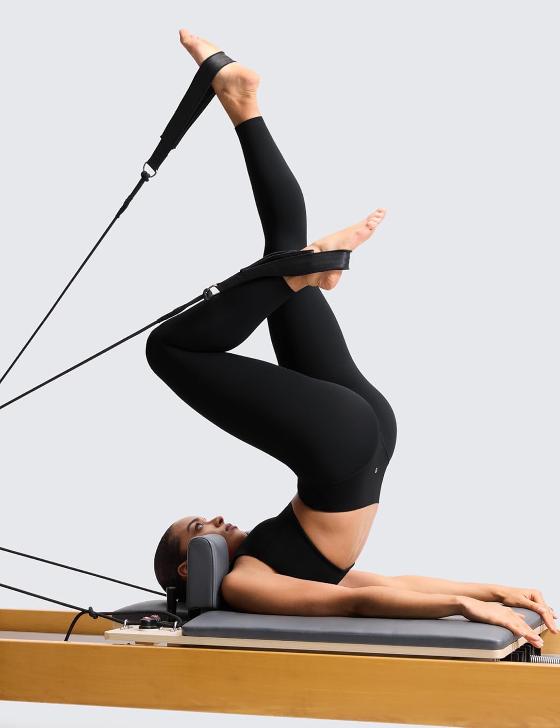 Secretsculpt Minor Leggings 25" | No butt scrunch still flattering glutes. Booty Lifting, Softretch, Ultimate Comfort, Next to Skin, Yoga, No Front Seam