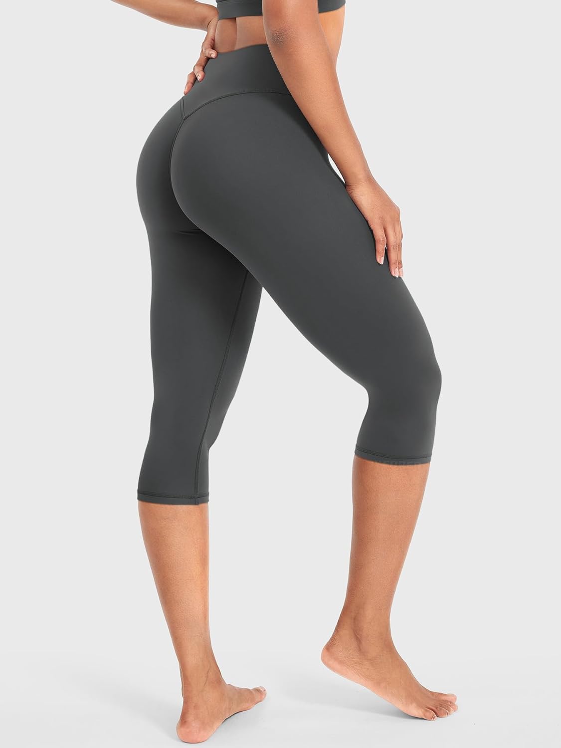 Ease Womens Workout Capri Leggings 17" No Front Seam High Waisted Hidden Scrunch Gym Yoga Pants