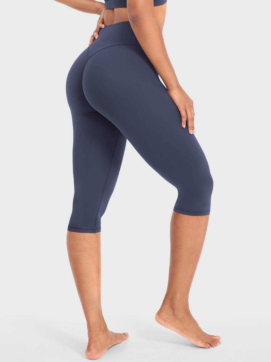 Ease Womens Workout Capri Leggings 17" No Front Seam High Waisted Hidden Scrunch Gym Yoga Pants