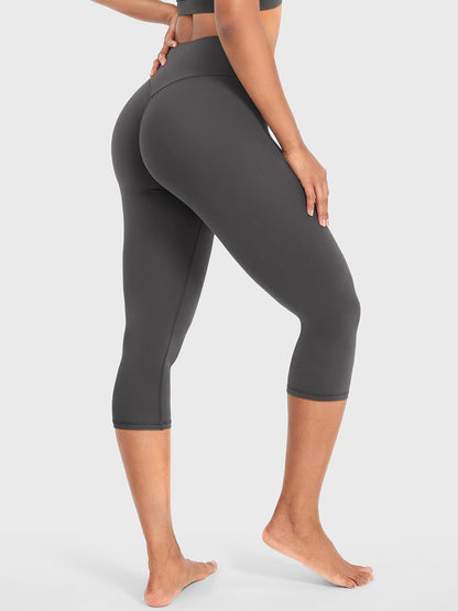 Ease Womens Workout Capri Leggings 17" No Front Seam High Waisted Hidden Scrunch Gym Yoga Pants
