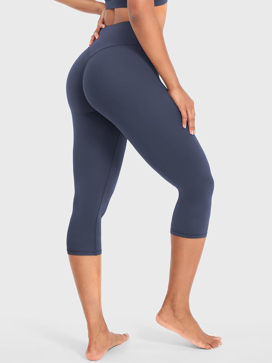 Ease Womens Workout Capri Leggings 17" No Front Seam High Waisted Hidden Scrunch Gym Yoga Pants