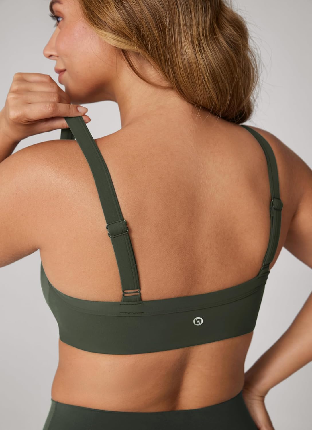 Hugcurve Adjustable Sports Bra Square Neck Wireless Padded Yoga Workout Tops